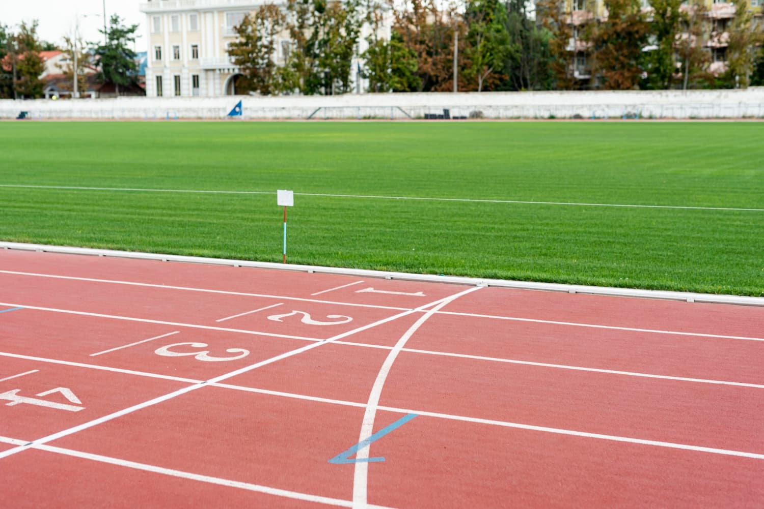 Qué-provoca-el-calor-en-los-pavimentos-deportivos-